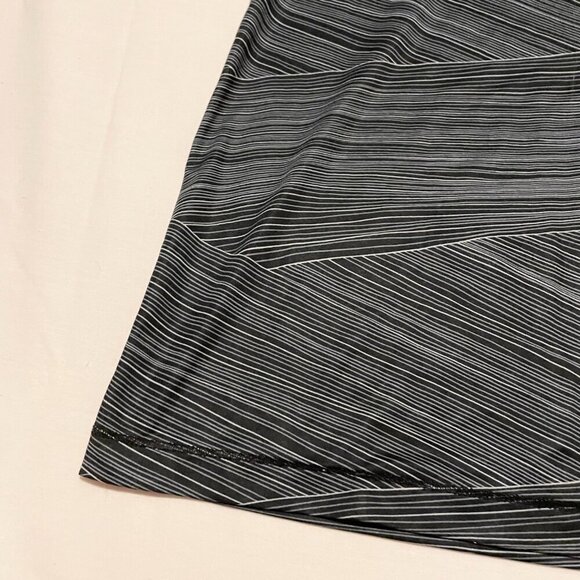 Under Armour Womens Shirt Size Large Heatgear Fitted Tshirt - Picture 7 of 16